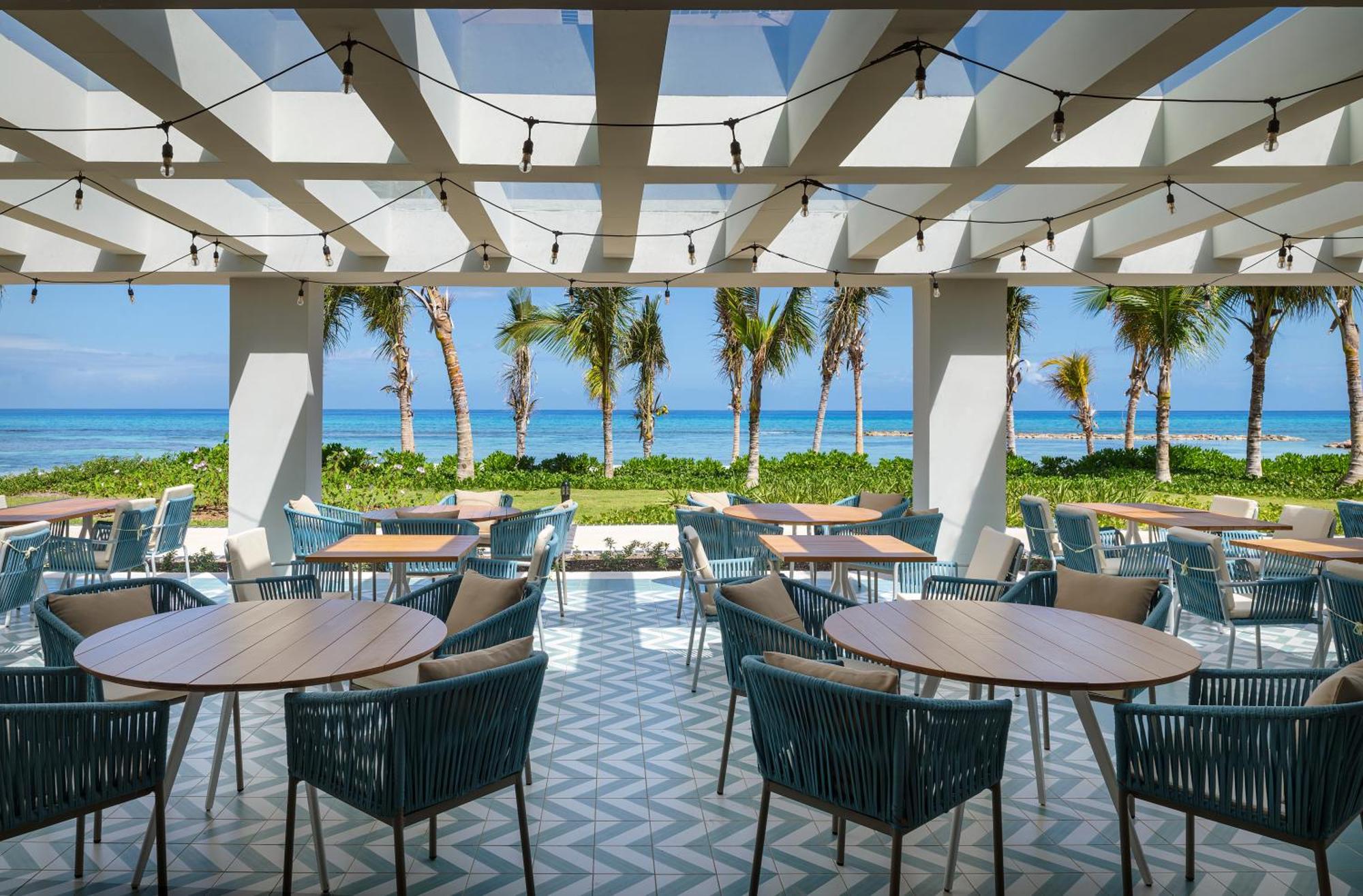 ホテル Ocean Eden Bay (Adults Only) Spring Rises エクステリア 写真 The Beach Club at The Ritz-Carlton, Cancun